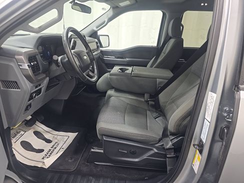 Used 2025 Ford F150 XLT w/ Equipment Group 301A Standard AWD/4WD image 8