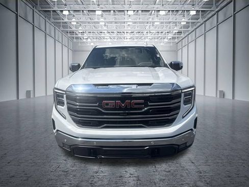 Used 2024 GMC Sierra 1500 SLT w/ SLT Premium Plus Package AWD/4WD image 8