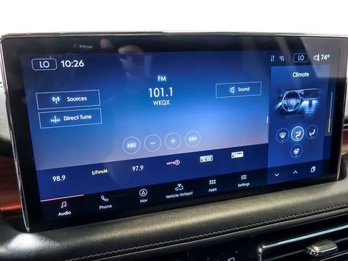Used 2022 Lincoln Nautilus Reserve w/ Monochromatic Package AWD/4WD image 21