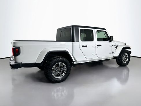 Used 2021 Jeep Gladiator Sport image 6