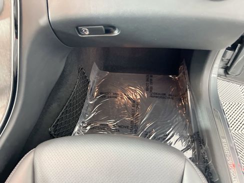 Used 2019 Mercedes-Benz C 300 Sedan image 32