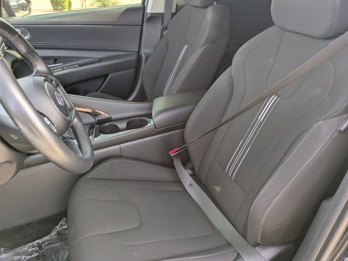 Used 2023 Hyundai Elantra SEL w/ Convenience Package FWD image 25