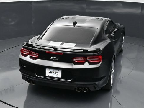 Used 2021 Chevrolet Camaro LT RWD image 26