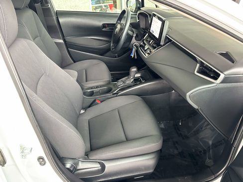 Used 2023 Toyota Corolla LE image 16