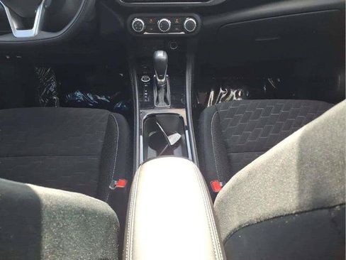 Certified 2024 Nissan Kicks SV FWD image 13