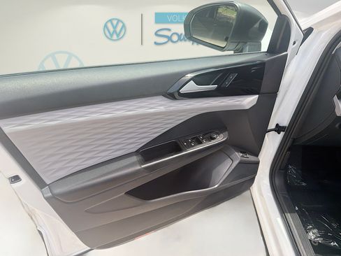 Used 2023 Volkswagen Taos S FWD image 19