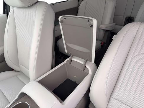 New 2026 Hyundai Palisade SEL Premium FWD image 13