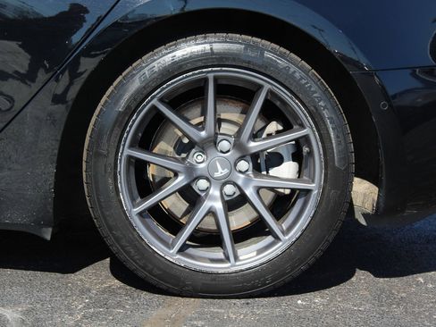 Used 2022 Tesla Model 3 Long Range image 25