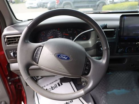 Used 2002 Ford F250 Lariat AWD/4WD image 13