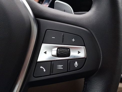 Certified 2023 BMW 330i xDrive Sedan w/ Convenience Package image 18