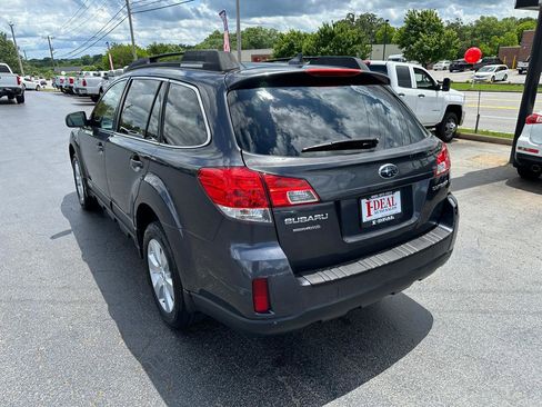 Used 2012 Subaru Outback 2.5i Limited w/ Popular Pkg 1B AWD/4WD image 2