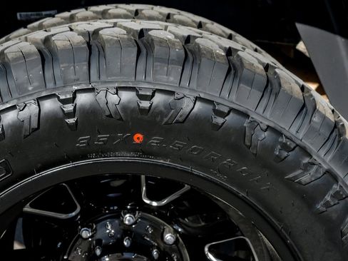 Used 2024 RAM 3500 Tradesman w/ Chrome Appearance Group image 65