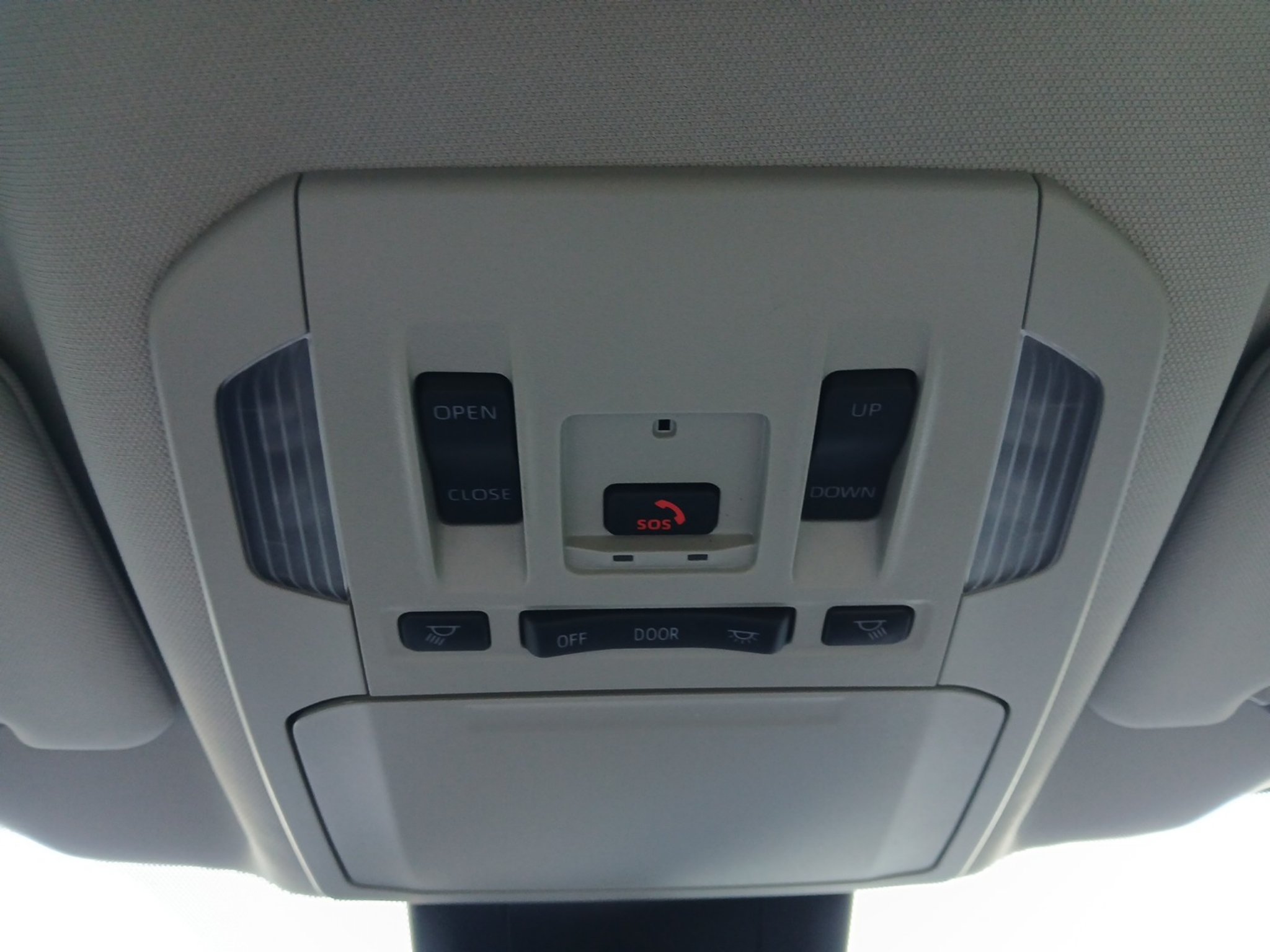 Used 2025 Toyota Highlander XLE FWD image 48