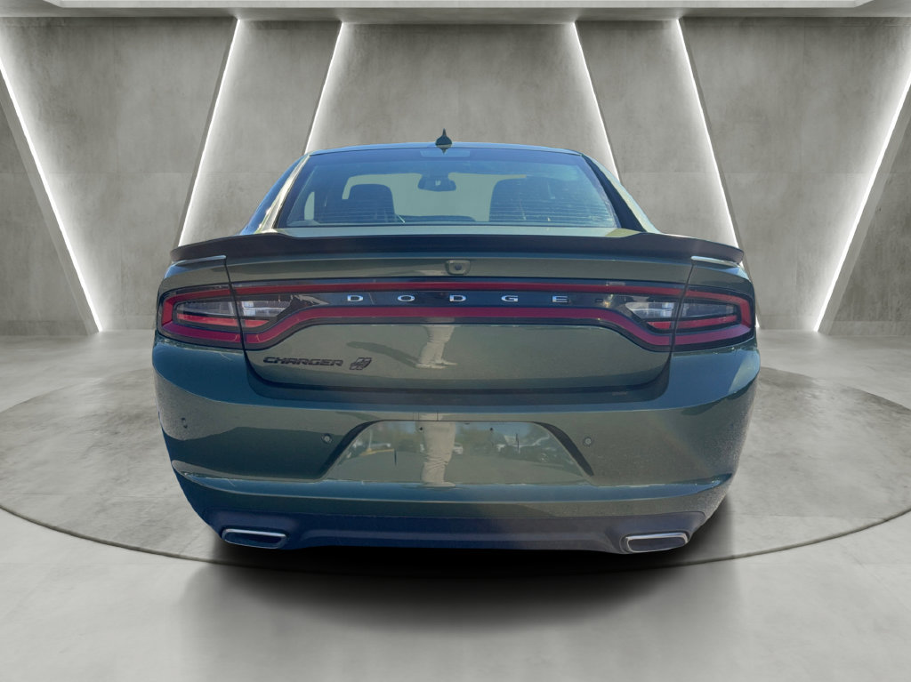 Used 2019 Dodge Charger SXT w/ Plus Group AWD/4WD image 4