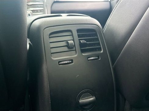 Used 2016 Lincoln MKS image 25