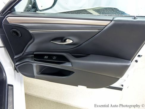 Used 2023 Lexus ES 350 F Sport w/ Accessory Package (Z2) FWD image 24