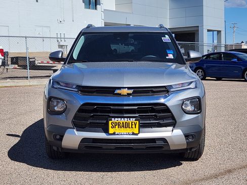 Used 2023 Chevrolet TrailBlazer LT w/ Convenience Package AWD/4WD image 5