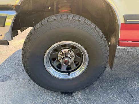 Used 1991 Ford F150 4x4 Regular Cab image 39