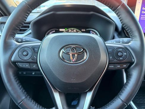 Used 2023 Toyota RAV4 XSE image 7