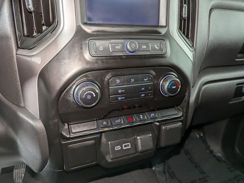 Used 2021 Chevrolet Silverado 1500 Custom image 19