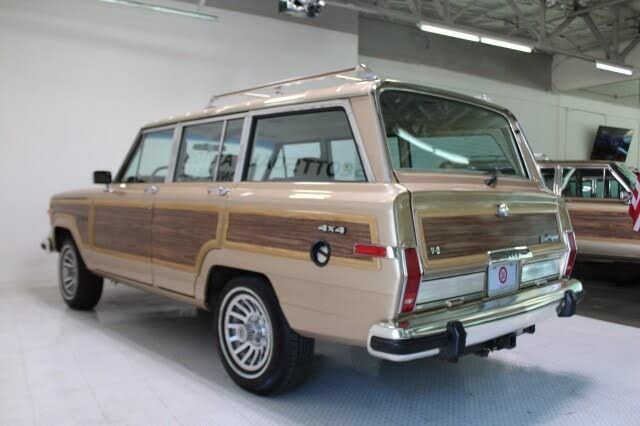 Used 1989 Jeep Grand Wagoneer AWD/4WD image 3