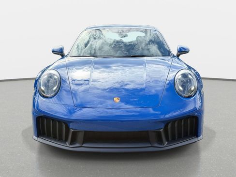 Used 2025 Porsche 911 Carrera GTS image 8