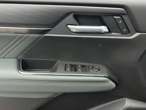 New 2026 GMC Acadia AT4 AWD/4WD image 8