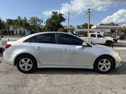 Used 2016 Chevrolet Cruze LT w/ RS Package FWD image 6