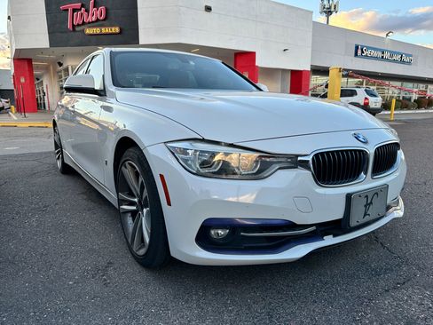 Used 2018 BMW 330e image 3