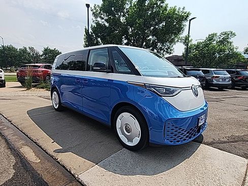 New 2025 Volkswagen ID. Buzz 1st Edition image 7