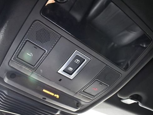 Used 2023 Land Rover Range Rover Evoque R-Dynamic S image 42