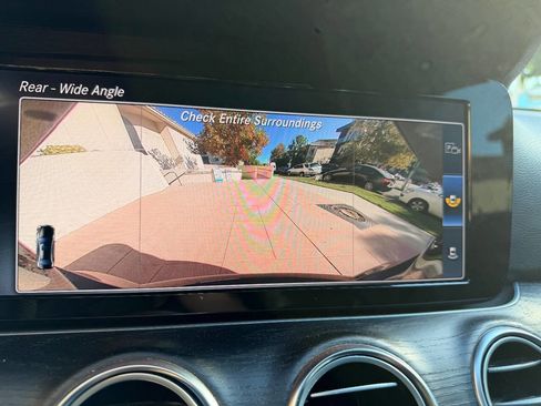 Used 2018 Mercedes-Benz E 300 w/ Premium 1 Package image 33