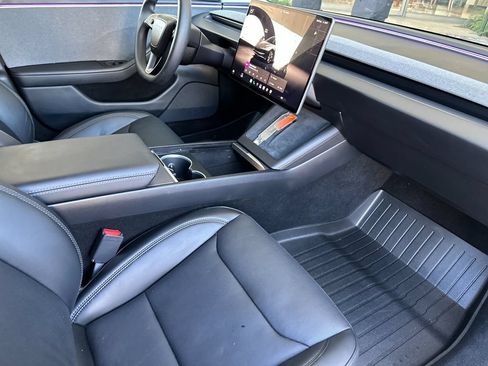 Used 2024 Tesla Model 3 Standard Range RWD image 14