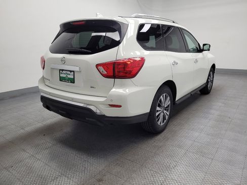 Used 2020 Nissan Pathfinder SL FWD image 9