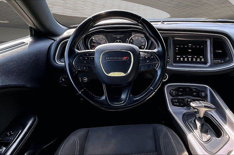 Used 2019 Dodge Challenger SXT AWD/4WD image 4