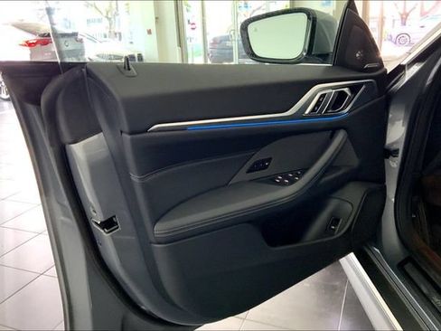 Used 2023 BMW i4 eDrive40 w/ Premium Package RWD image 10