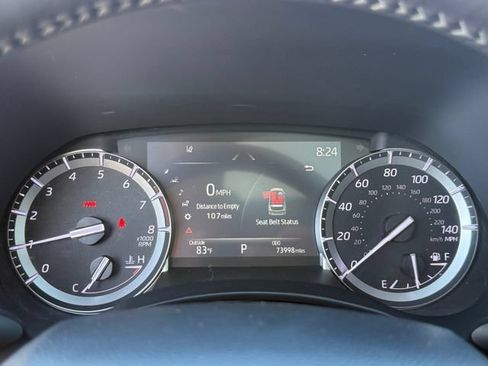 Used 2022 Toyota Highlander XLE FWD image 17