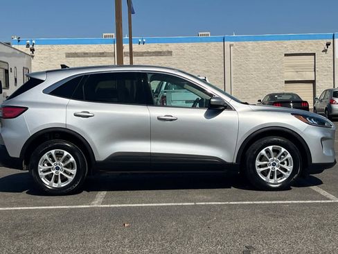Used 2020 Ford Escape SE AWD/4WD image 9