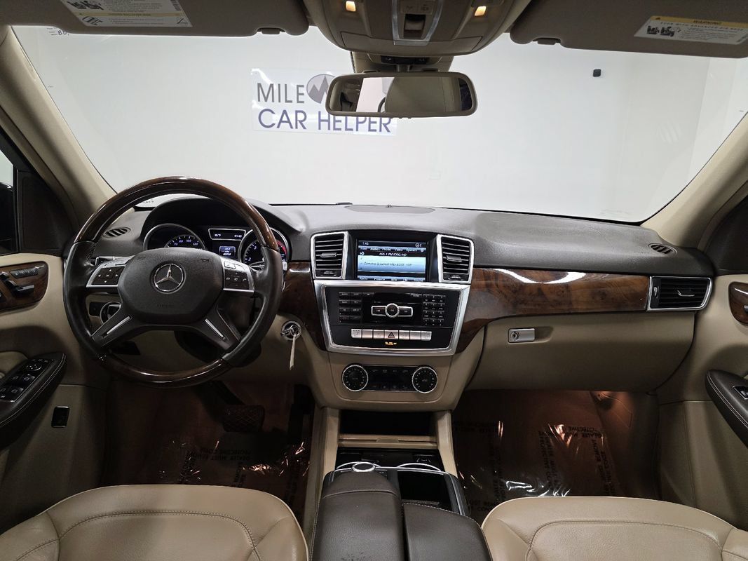 Used 2013 Mercedes-Benz ML 350 BlueTEC 4MATIC image 4