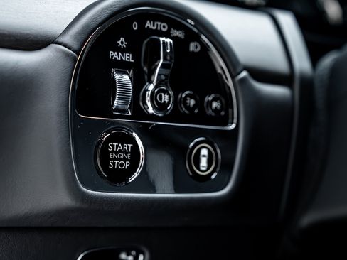 Used 2022 Rolls-Royce Ghost AWD/4WD image 35