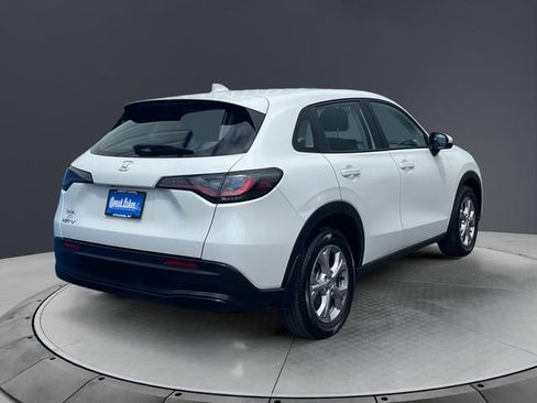 Certified 2024 Honda HR-V LX image 5
