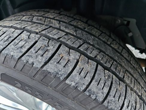 Used 2018 Ford Explorer XLT w/ Equipment Group 202A image 80