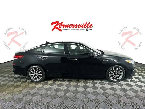Used 2020 Kia Optima Premium image 8