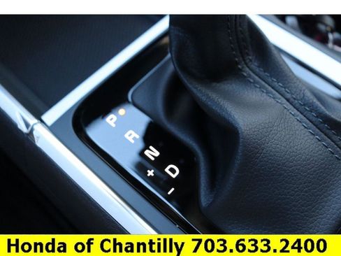 Used 2026 Kia Carnival SX w/ SX Dark Edition Package image 17