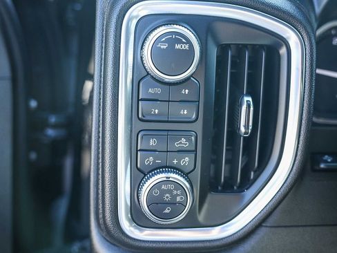 Used 2022 GMC Sierra 3500 Denali w/ Denali Ultimate Package image 33