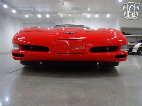 Used 2001 Chevrolet Corvette Convertible w/ Preferred Equipment Group2 image 25