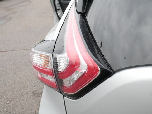 Used 2017 Nissan Murano SL AWD/4WD image 16