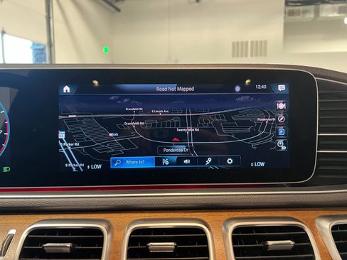 Used 2022 Mercedes-Benz GLE 350 4MATIC image 18