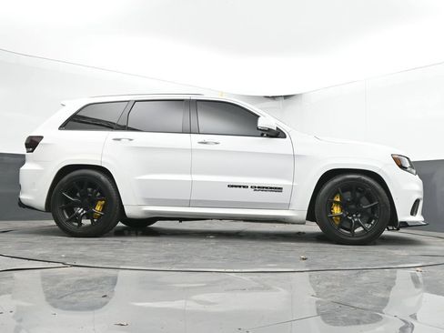 Used 2018 Jeep Grand Cherokee Trackhawk AWD/4WD image 59