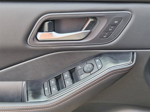 New 2026 Nissan Rogue SV image 13